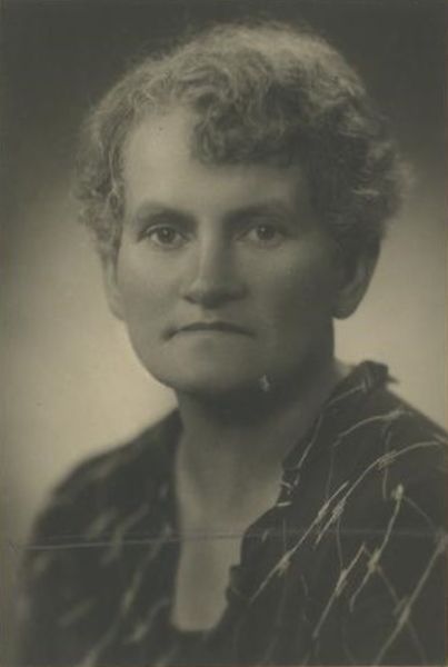 Файл:Бежаницкая Клавдия Николаевна, 14.05.1936.jpg