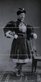 Гвардии поручик барон Лев Константинович Корф в наряде сокольничего времен царя Алексея Михайловича, 1903.jpg