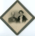 Штабс-капитан Куннос Густав Фридрихович с женой Лидией Александровной.jpg