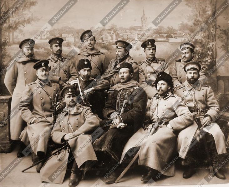 Файл:Группа офицеров, входивших в отряд есаула графа М.Н. Граббе, посланный для подавления восстания в Лифляндской губернии, 10.01.1906.jpg