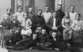 С.К. Сергеев с учащимися Сенновской школы, 1926.jpg